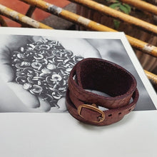 Load image into Gallery viewer, Campomaggi/Unisex Leather Bracelets