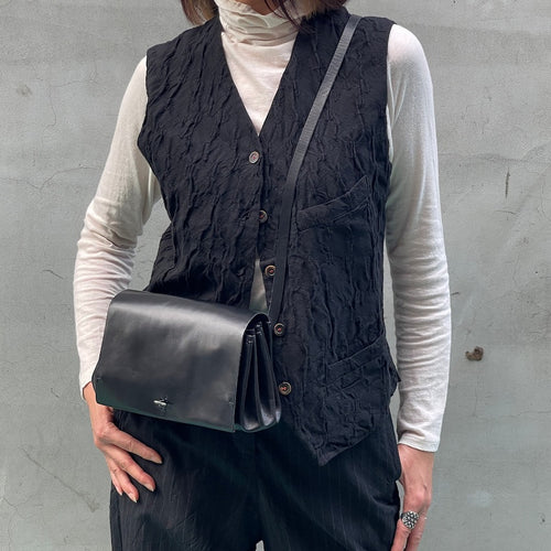 H+ by Hannoh Wessel/Black gilet