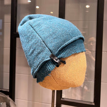 Load image into Gallery viewer, 義大利設計師品牌/Petro Knitting hat