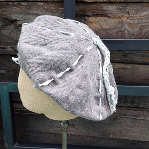 Move/Leather Embellished Beret (Dark grey/Beige) - OBEIOBEI