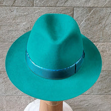 Load image into Gallery viewer, Borsalino/Turquoise fedora hat(Medium brim) - OBEIOBEI