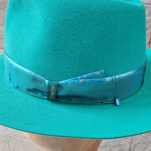 Load image into Gallery viewer, Borsalino/Turquoise fedora hat(Medium brim) - OBEIOBEI