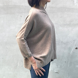 Cross over neck cashmere sweater - OBEIOBEI